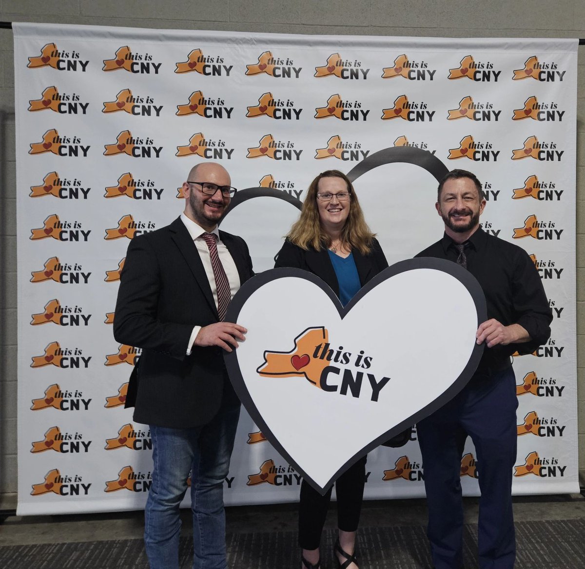 The energy was abuzz at @CenterStateCEO's 2024 Annual Meeting yesterday! We're thrilled to have witnessed our valued partner @FoodBankofCNY be named the 2024 #Nonprofit #BusinessOfTheYear! #Congratulations!! 🎉