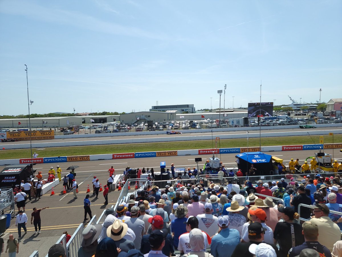 @gentrygreg6 @GasolineAly @IndyCar @IMS @steve_bonek @IndyNathan @ryan__vb @Indy_Aimee @jdouglas4 @GPSTPETE Great pic, turn ten is a hard ticket to get. My view Stand F7 paddock/pitlane entryway for cars and drivers ( behind Dixon pit this yr) These are my phone pics. Better pics on my big camera.  Astronaut Drew Feustel.