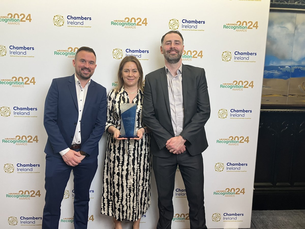 Honoured to receive the ‘Best in Community’ award at yesterday’s @InBUSINESSIre Recognition Awards 2024. This recognition reflects our commitment to social impact & employee volunteerism. #Sustainability #CommunityEngagement #InBusinessAwards #MovingIrelandsEnergy`