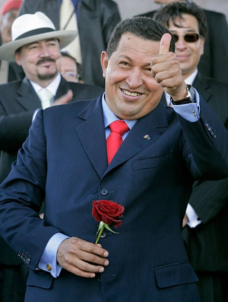 @Palestina00 Me jugué la vida por él 😏... Chavista hasta después de muerta!!! Yo Amo a Chávez ❤️