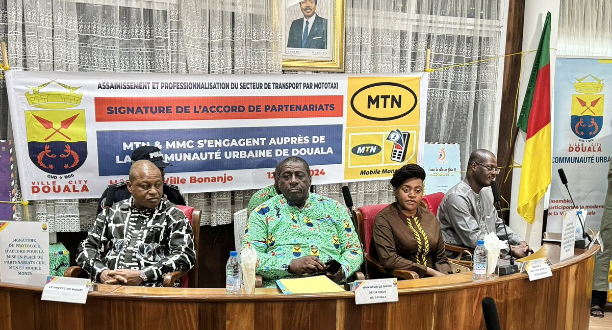 Happening now: The signing ceremony of a Memorandum of Understanding between @MTNCameroon, Mobile Money Corporation, and the Douala City Council. #DoingGoodTogether