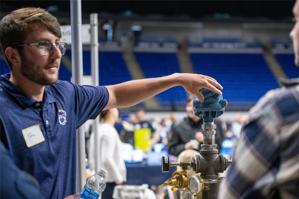 The Learning Factory is hosting its end-of-semester showcase for engineering students to present their capstone projects from 1:00-3:30 p.m. on April 23 at the Bryce Jordan Center! The virtual showcase will take place April 24 through May 3. ➡️ bit.ly/4cR6Z80