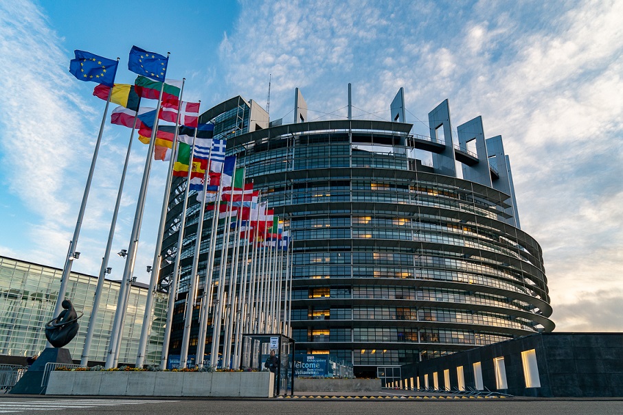 We welcome the @Europarl_EN budget discharge resolution condemning UNRWA and the PA for their educational materials “spreading antisemitism and inciting hatred.” We echo the call for a funding freeze conditioned on removal of “antisemitic contents and incitement to violence.”