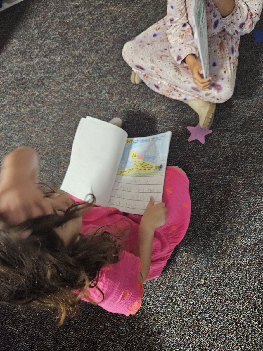 MaryBethBajikar's tweet image. Students excitedly read their publish research projects to their classmates today. 

@DLE_Lions 
#justgoodteaching #livelaughloveleonetti #hearourroar