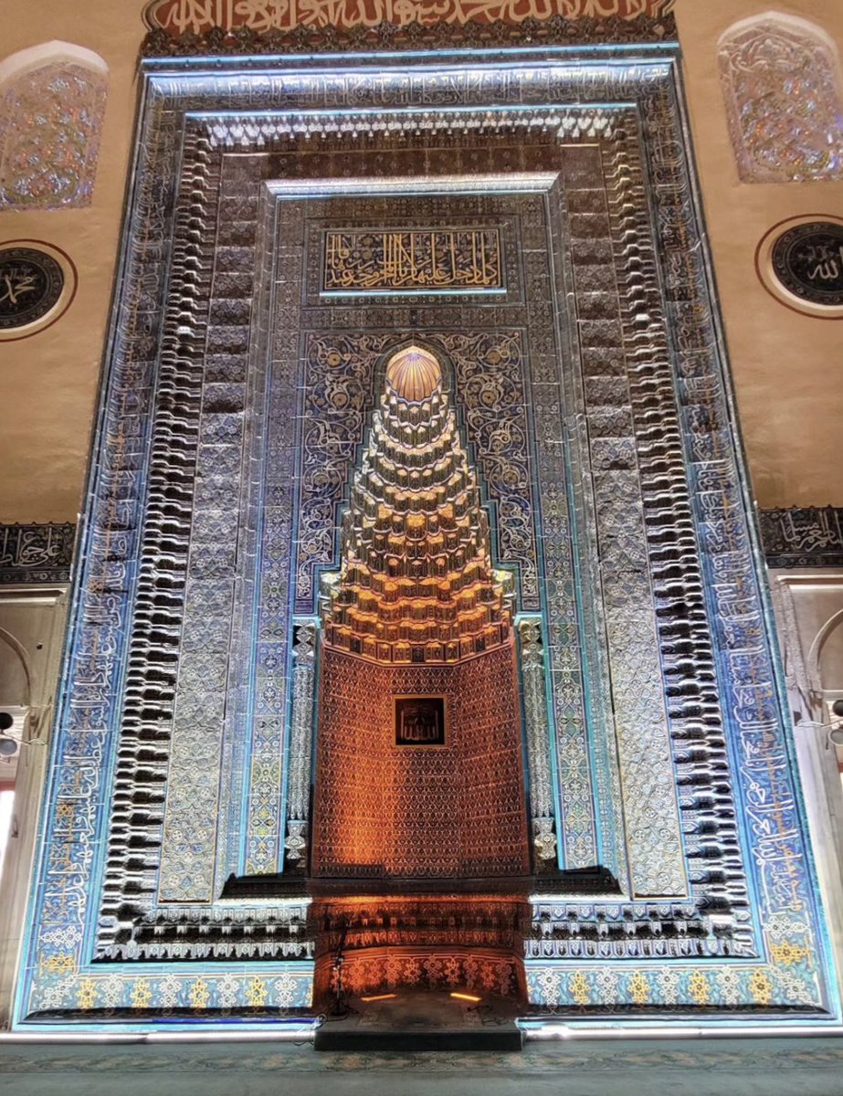 Yeşil Cami’nin muhteşem mihrabı