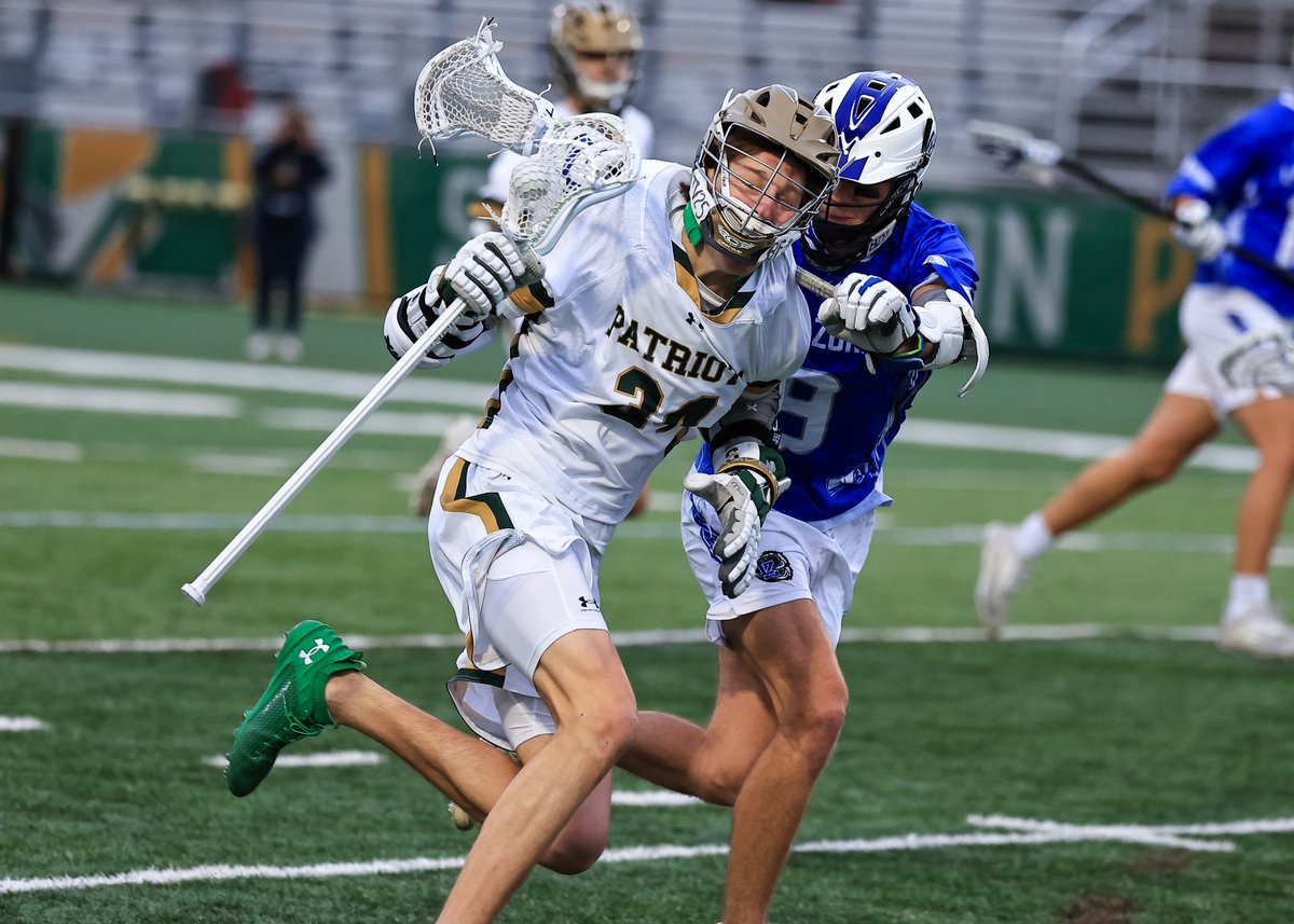 We caught up with our Boys’s Lacrosse team when they played Lake Zurich earlier this week. Unfortunately, our Patriots lost a tough game, 6-8. Keep up the hard work, boys! Good luck with the rest of the season! @SHSPatRiot 📸 @joellerner