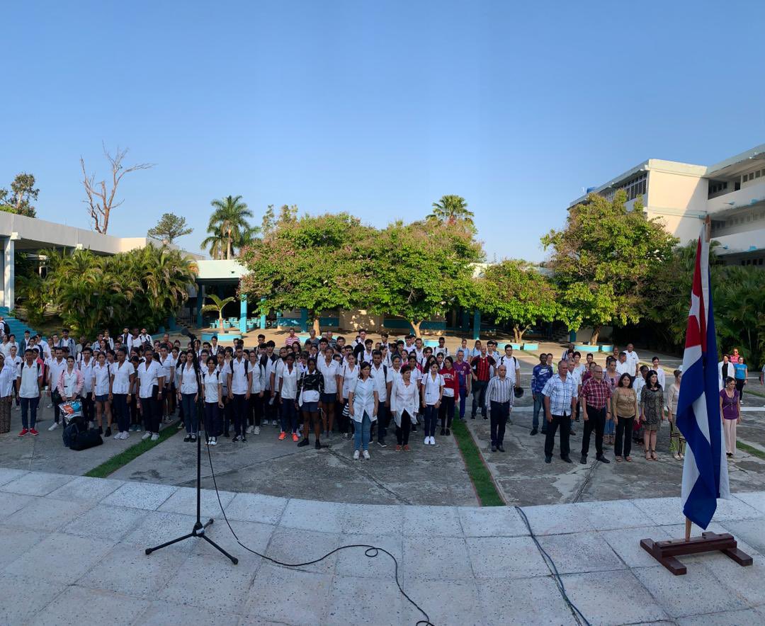 Matutino especial en la #UCMPinar recordando la epopeya de Playa Girón.

#UnidosXCuba
#PinardelRío