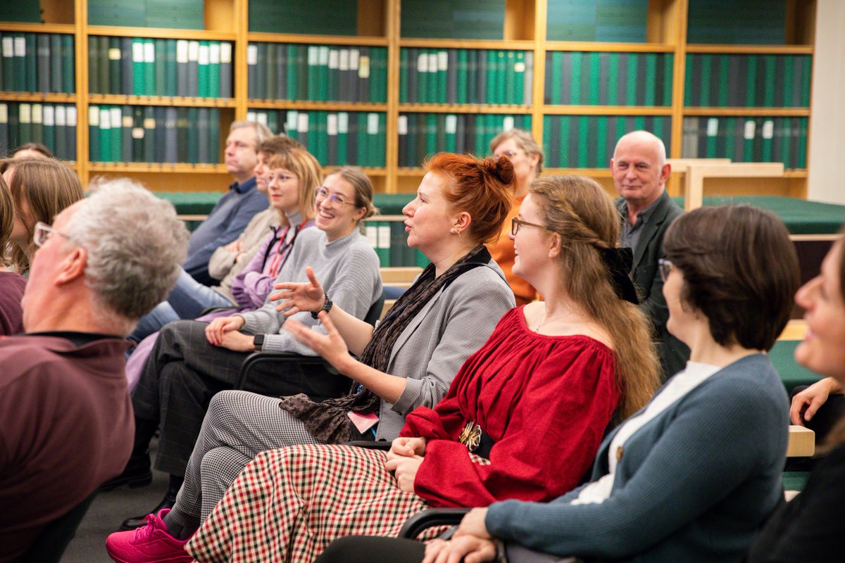Het RKD is op zoek naar een nieuwe voorzitter voor de Raad van Toezicht: rkd.nl/over-het-rkd/v…. De nieuwe voorzitter krijgt een belangrijke rol in het toezicht houden op het RKD. De Raad van Toezicht komt ten minste vier keer per jaar bij elkaar.