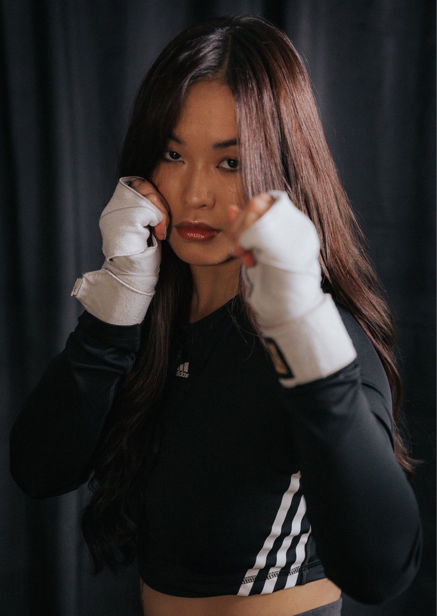 Creed & KT in “The Champions within - portraits of a boxing community”. Find the rest of the exhibition at Brixton Library, on til the 4th of May

📸 by @chelspineda

#champswithin #boxing #boxingportraits #photography #portraits #sportsphotography