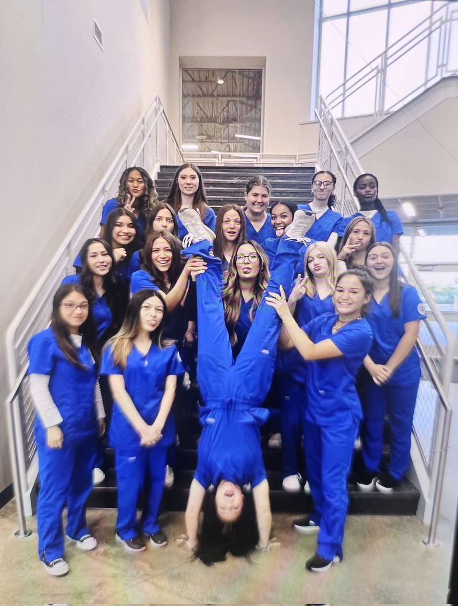 No children were harmed in this picture. Dont worry parents its the 2024 Clinicals group...HEEEEY KIRRA!!!!! #StudentSuccess #Athletes #WHEREYAFROM #FUTURENURSES @BwoodBucs