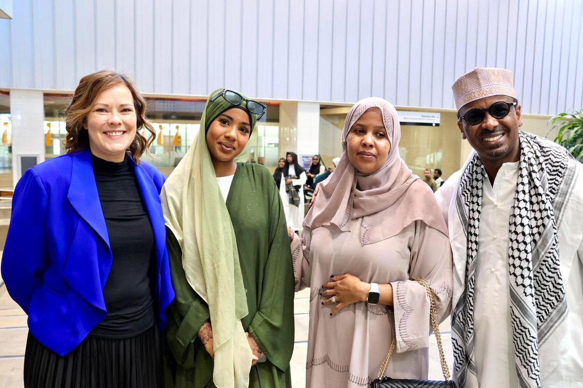 Was great to running into you ⁦@KathleenGanley⁩ at the Common Wealth stadium on Wednesday during Eid prayers. My family was happy to finally meet you in a perfect occasion, Eid al Fitr.