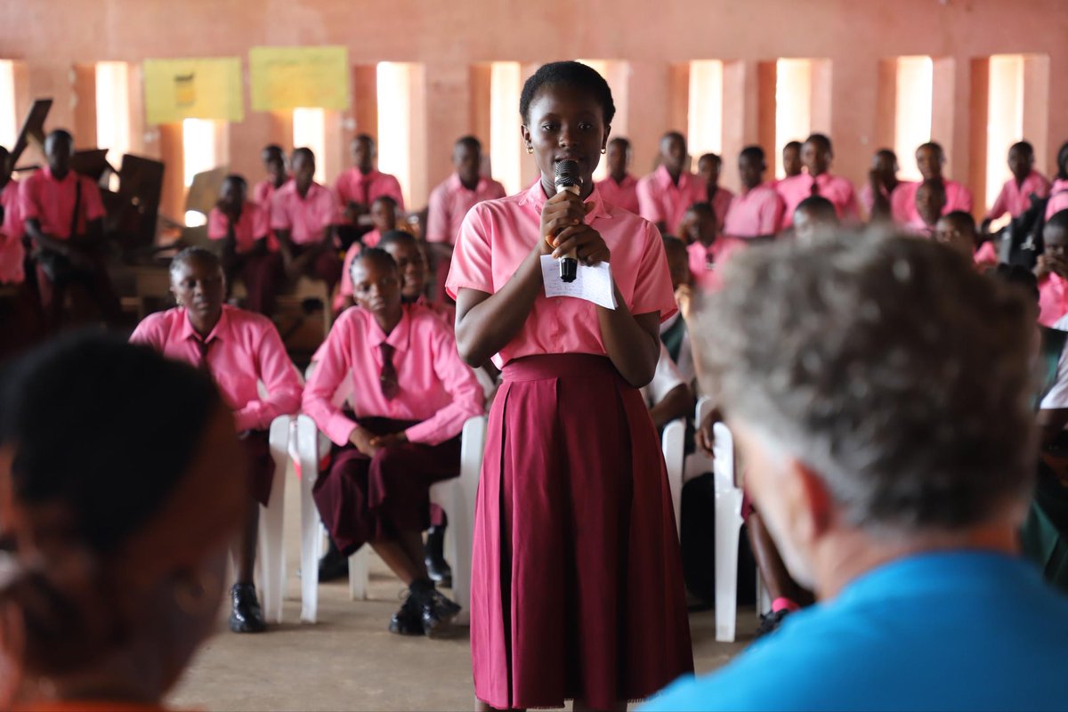 Inspiring clarity of vision of students at Zwedru Multilateral High School's Buddy Club. Let’s work together for adolescent girls in school, in the community and in the youth-friendly health centres @UN_Liberia @unwomenLiberia @UNFPALiberia @SwedenInLiberia and @Irlembliberia