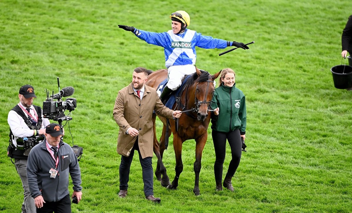 Kateira could prove an important winner in the race for the British Trainers’ Championship when taking the William Hilm Handicap Hurdle on the second day of the Aintree Grabd National meeting 📸 Bill Selwyn