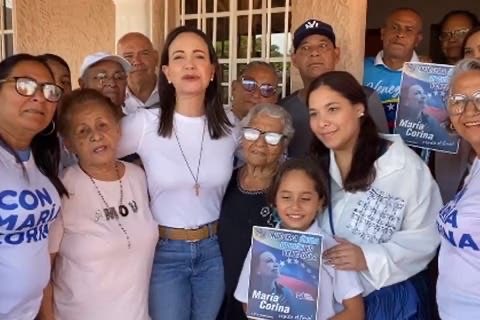 Familia de Dignora Hernández y María Corina Machado enviaron mensaje a la dirigente: “Sabemos que estás firme e inspirándonos” (+Video) via @maduradascom maduradas.com/familia-dignor…