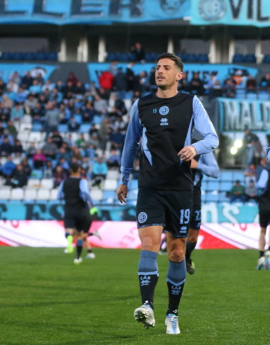 Los que creo que no están para seguir jugando en #Belgrano son Ariel Rojas y Pablo Chavarría. El ex River a lo sumo es un jugador para los últimos diez minutos. Y Pablo sinceramente no demostró nada desde que volvió, lamentablemente no está para jugar más en este equipo.