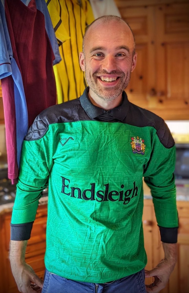 In a last ditch effort to find ‘Lady Luck’ and survive, and in a season where we’ve argued over two keepers (imagine five in one season), I’m tempted to pull out this very snug but original number from 1992 tomorrow… Desperate times! #GetYourRetrosOn #twitterclarets