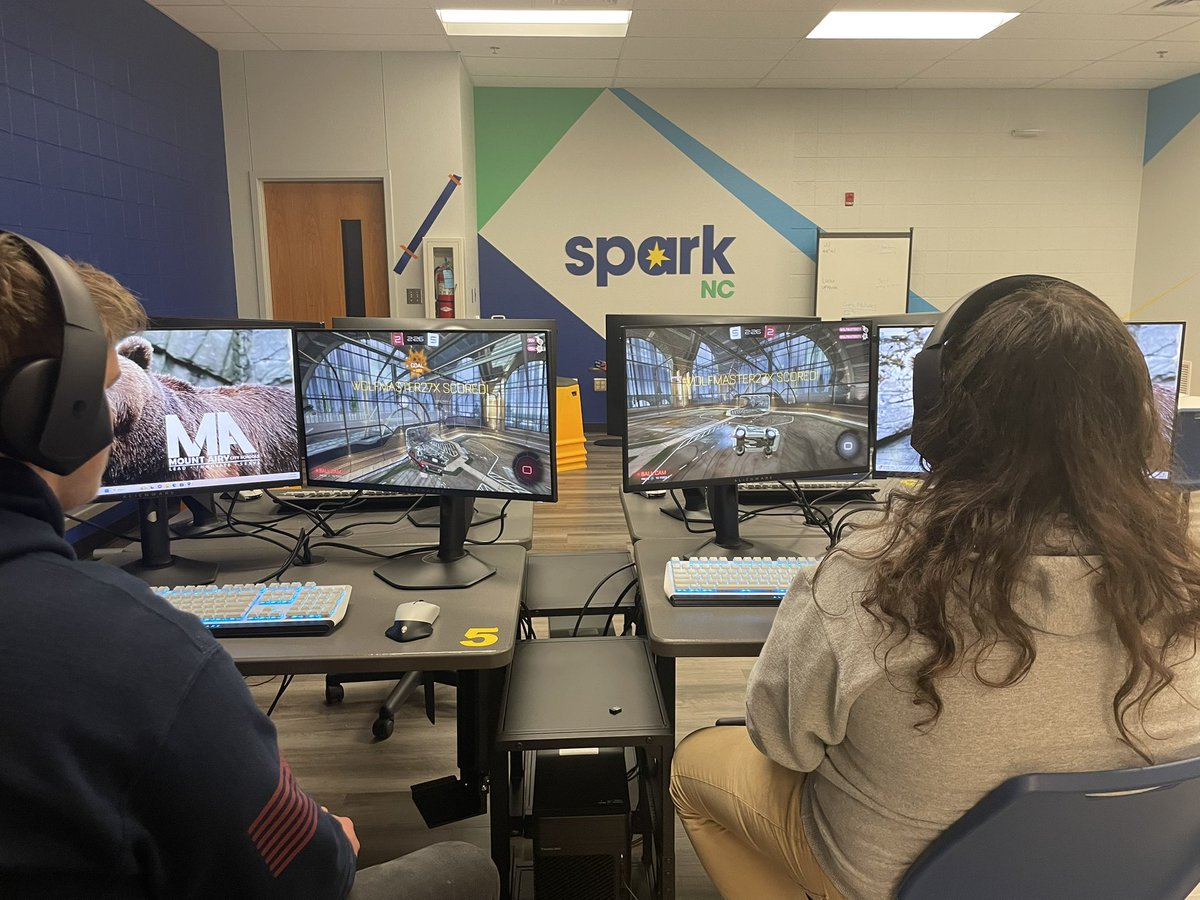 Students have enjoyed the Ignition League hosted by @wearesparknc students in New Hanover county. While not an official Spark activity students have used their teamwork and problem solving skills to work together to practice very specific game mechanics. #IgniteFuturesInTech