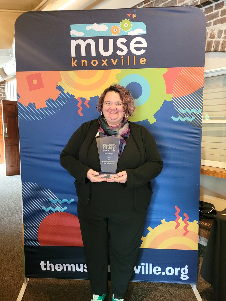 Many congratulations to our very own Dr. Frances Harper, Associate Professor of STEM Education, on receiving the 2024 Community Connector Award from The Muse, Knoxville @museknox, for her work in the community! Thank you, Muse!