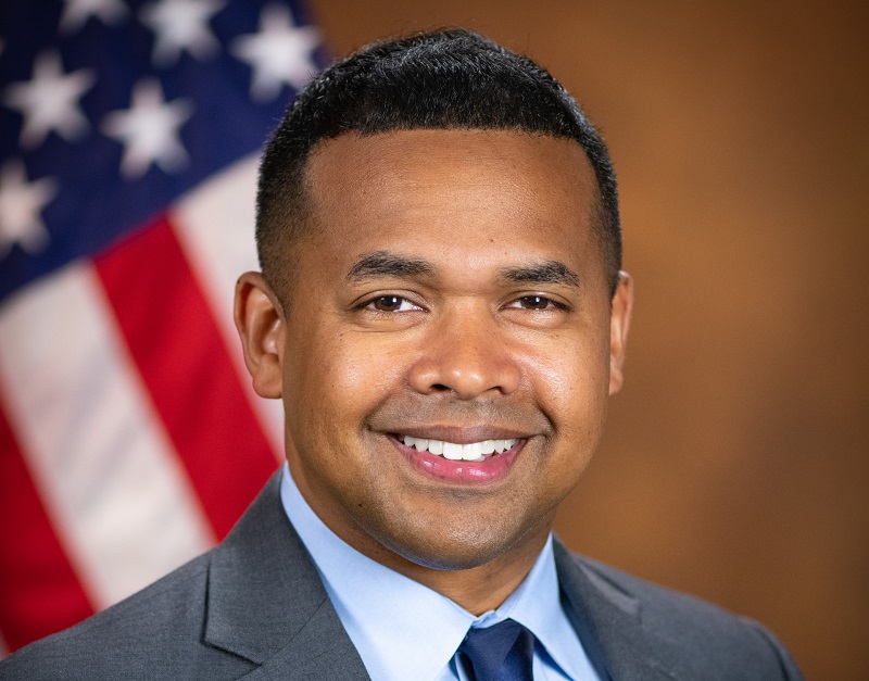 Maryland's first Secretary of Service and Civic Innovation Paul Monteiro will deliver the address at Loyola University Maryland’s 171st Commencement Exercises! loyola.edu/news/2024/0411…