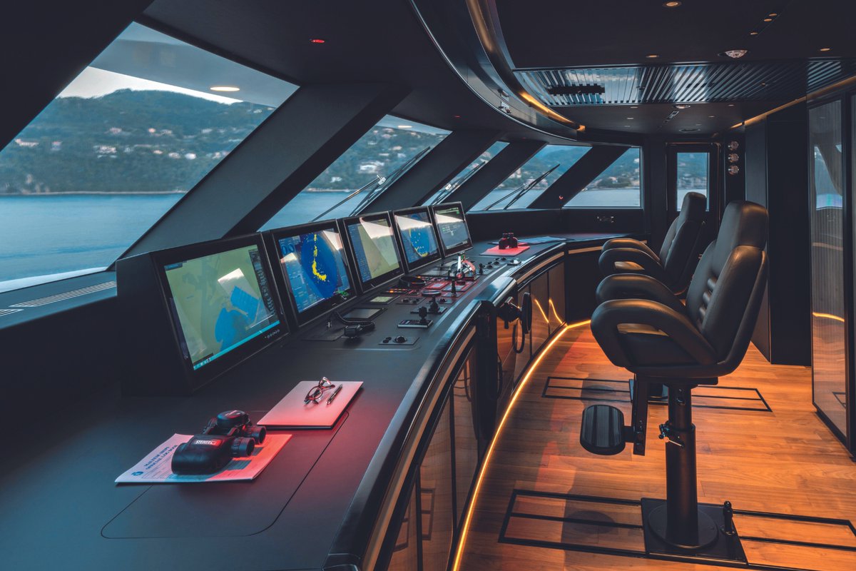 Welcome to the future with the CRN M/Y RIO: cutting-edge technology for a peerless cruising experience.
#MadeByYouWithOurOwnHands

#FerrettiGroup #KeepBuildingDreams #ProudToBeItalian 🇮🇹 #MadeInItaly 
ow.ly/1vCE50ReNmZ