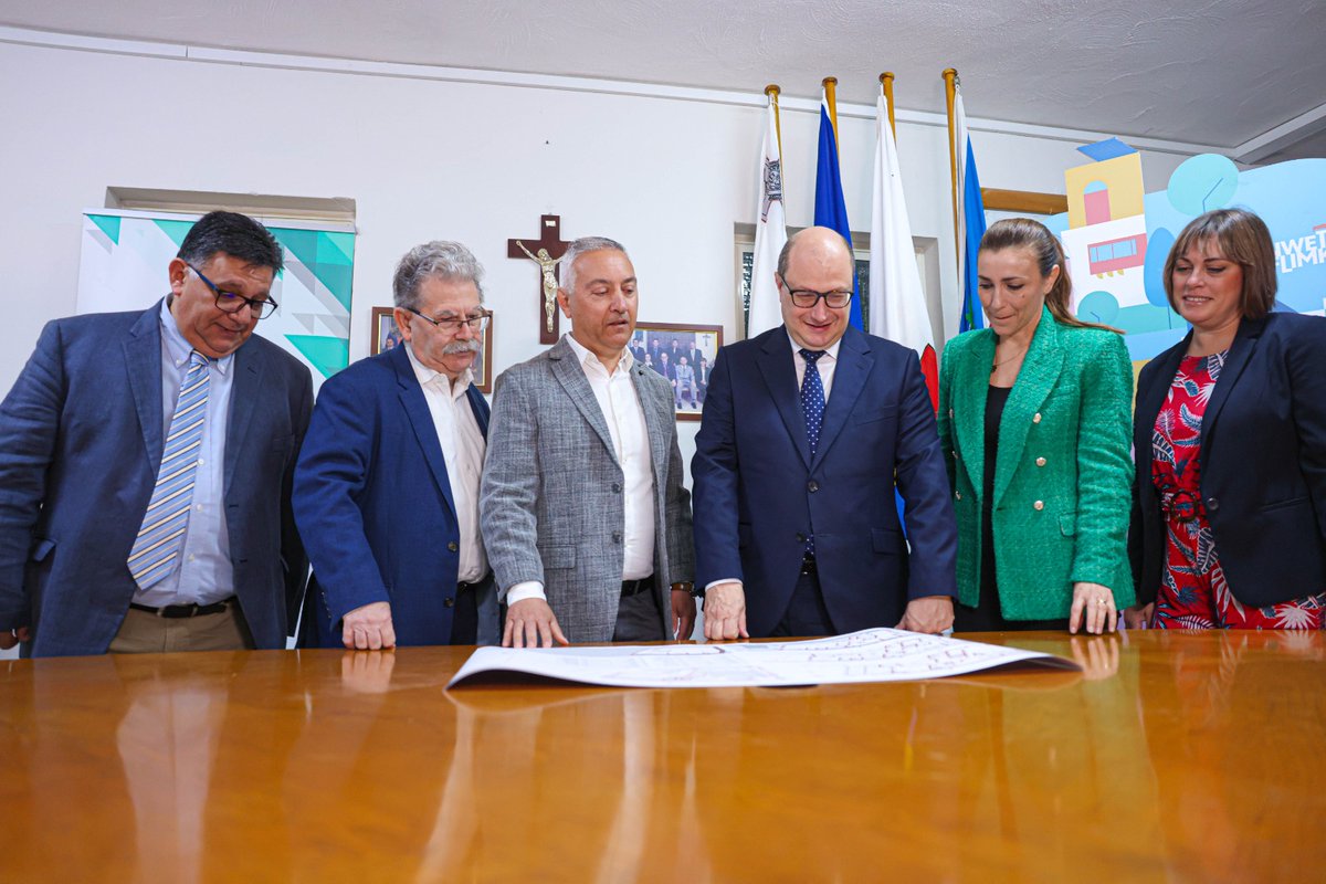 Another step towards the proposed Zebbug Civic Centre following the official transfer of the administrative premises from the Lands Authority. Another initiative for improving residents' lives through local investments. #CommunityDevelopment #LocalCouncils