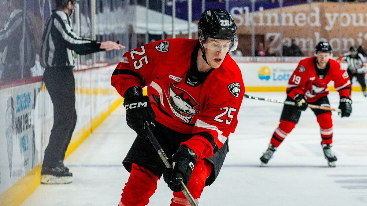 🗣️ SKOOOOOOOOOG! Congrats to Checkers forward Wilmer Skoog on earning an NHL contract with Florida! More: charlottecheckers.info/3JlCt8E