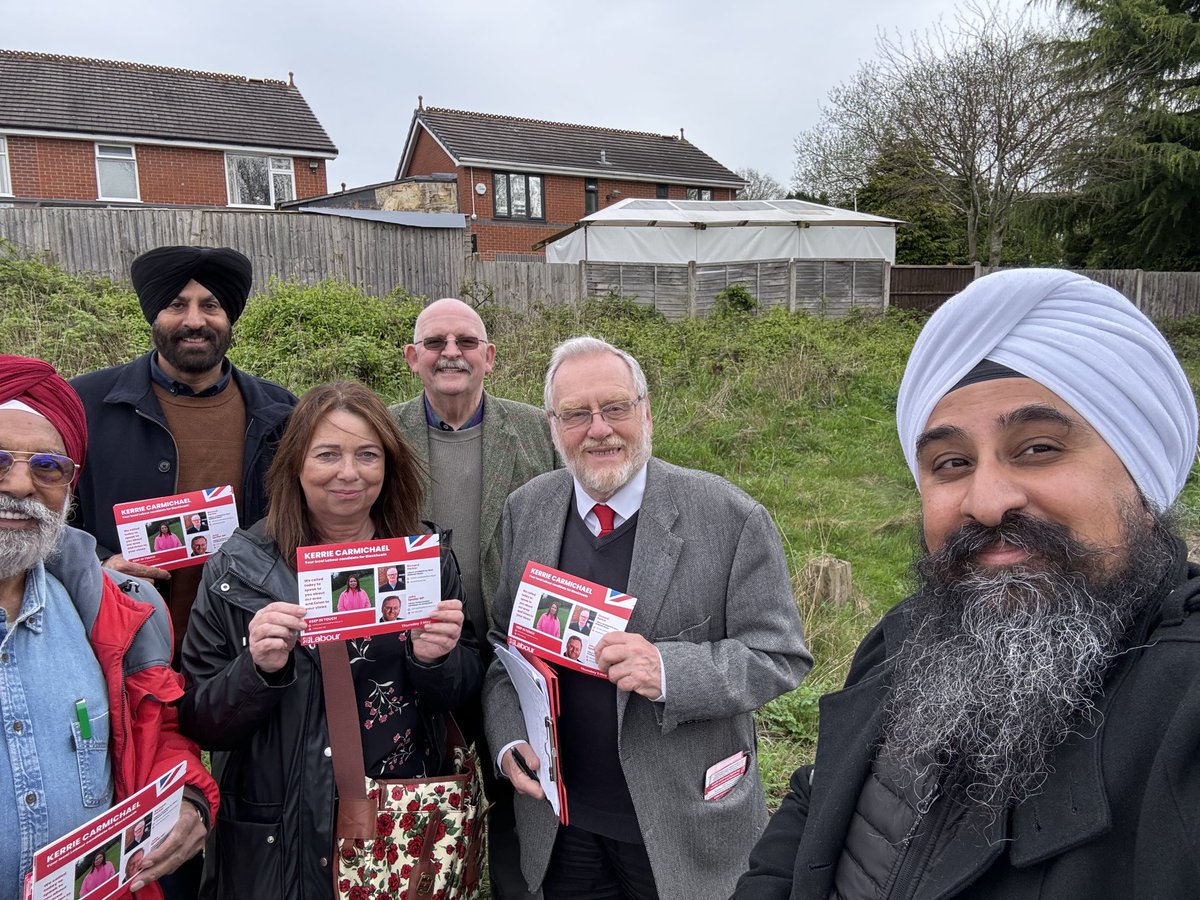 A good afternoon talking to residents in Blackheath today about Labours plan with ⁦@spellar⁩ who is now Blackheath’s MP - most of it! Thanks to @sandwelllabour for your help ⁦@Jag4Blackheath⁩