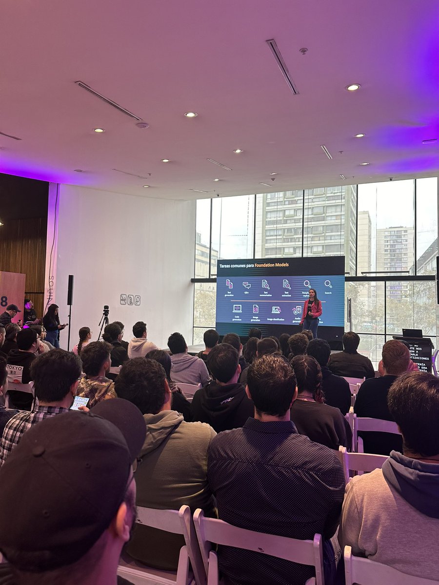 nerdearla's tweet image. 🚀 Aprende a construir aplicaciones de IA generativa en Python con LangChain en el taller de Elizabeth Fuentes Leone (@elizabethfue12) en #Nerdearla 🇨🇱

¡No te lo pierdas!

📌 Bibliogam del @centrogam y en vivo por nerdear.live