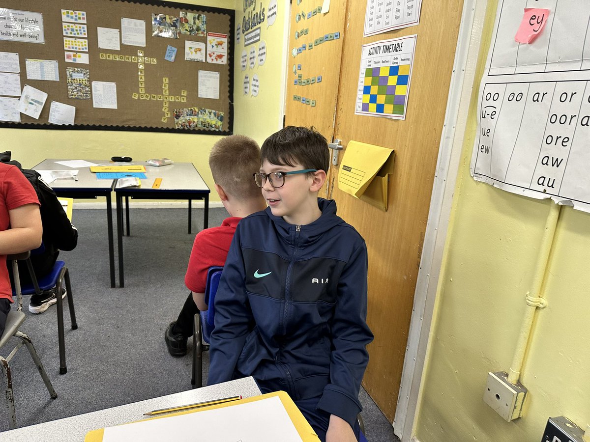 Great instructions and clarity of language from Dosbarth Derw today during their back to back @voice21oracy activity! Bendigedig!! 🗣️ #TEAMOaklands