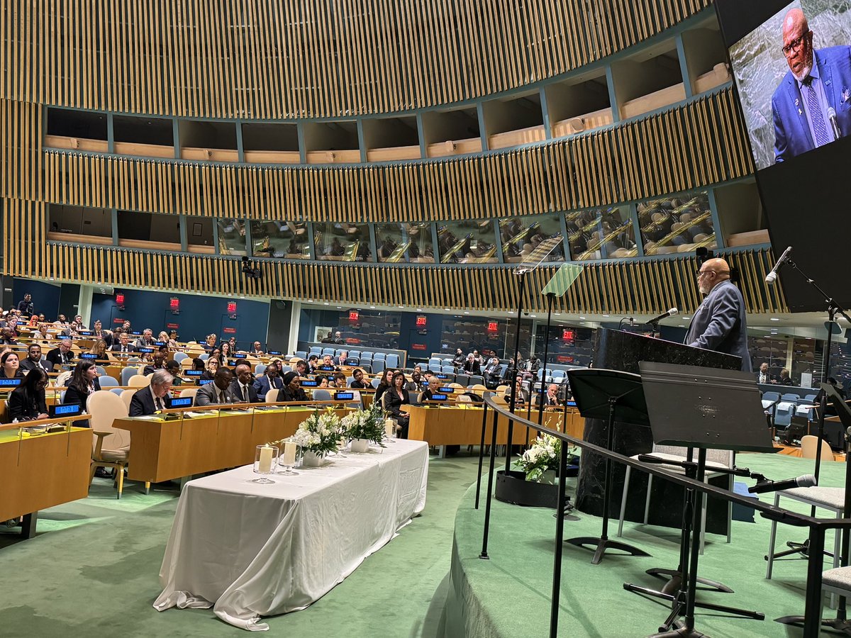 #HappeningNow @UN HQ: Memorial Ceremony to mark the 30th anniversary of 1994 Genocide against th Tutsi in Rwanda (#Kwibuka30 ) under the theme “Remember-Unite-Renew”. Organized by the Permanent Mission of Rwanda to the UN. #Agenda2063 , #Agenda2030 📺 webtv.un.org/en/asset/k17/k…