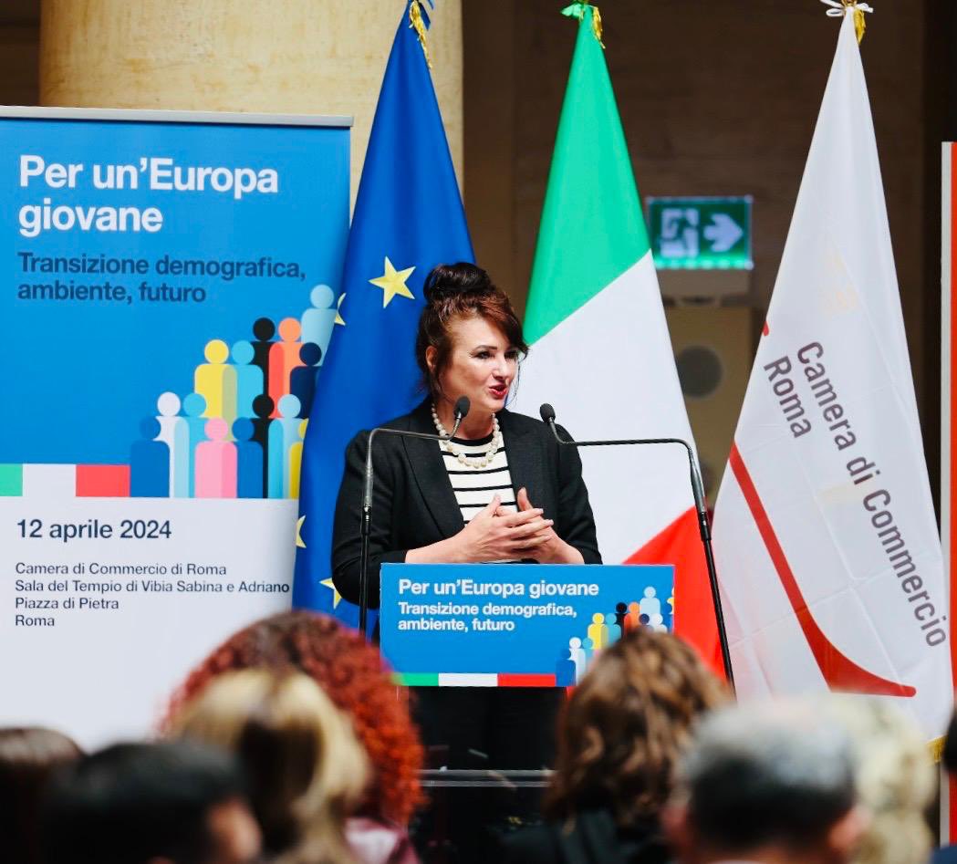 Today I addressed the “For a Young Europe, demographic transition, environment, future” conference in Rome, organised by Italian Minister for Family, Natality and Equal Opportunities, Eugenia Roccella, with a focus on #WorkLifeBalance and low fertility rates. #UnionOfEquality