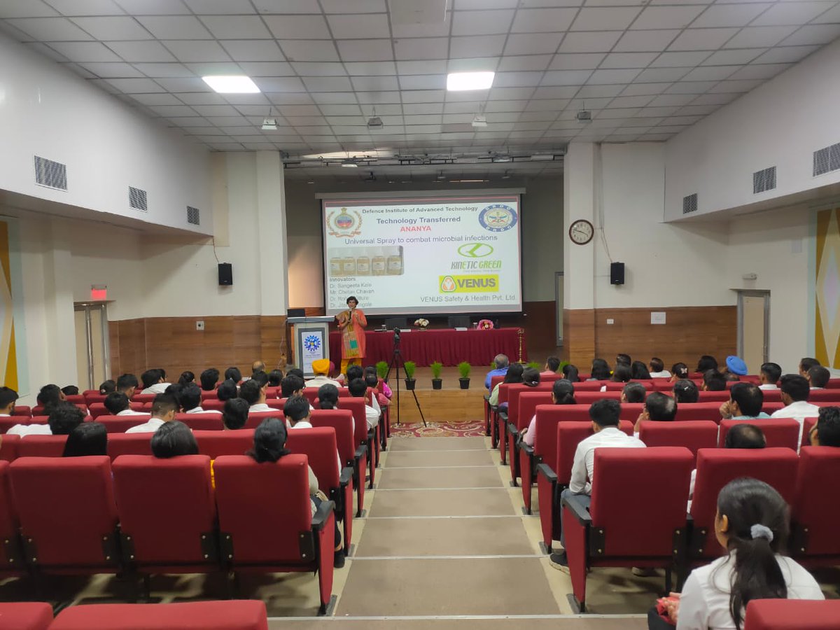 The WISETech event @CSIR_CSIO aimed to inspire young women in STEM fields was a huge success, drawing over 250 registrations and enthusiastic participation from students across educational institutions. An interactive quiz was also organised based on “Women in STEM” @CSIR_IND