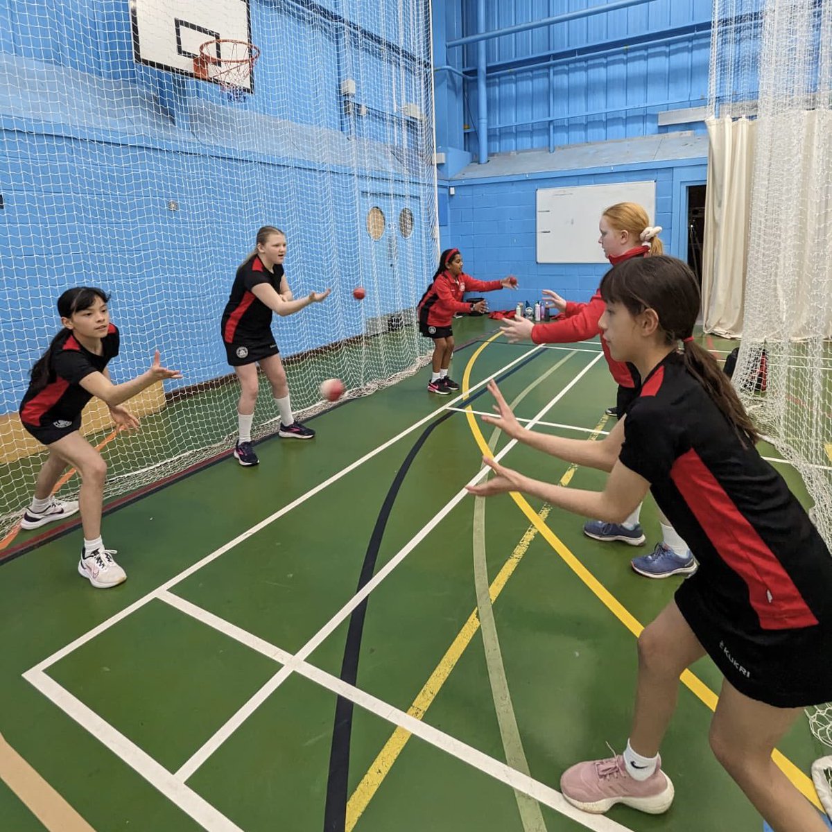 As we enter the Summer Term all girls and boys in Years 3 - 6 focus on cricket in their Games afternoons. We have so many keen cricketers, working hard to improve their skills under the watchful eye of our specialist PE teachers and cricket coaches. #nulssport #wearenuls