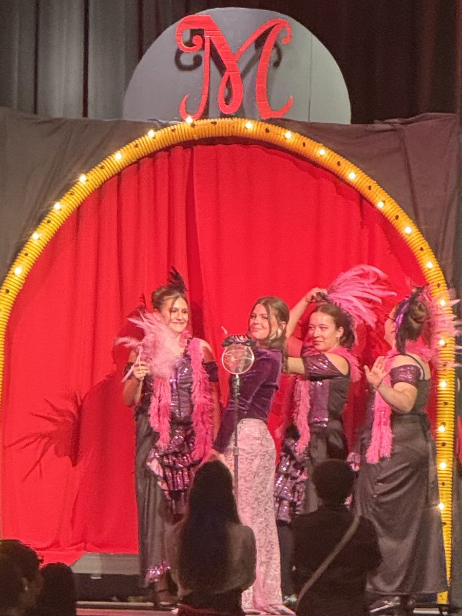 D Karczewski, Asst Curriculum Director (@asstkarczewski) on Twitter photo Amazing performance, set design, costumes, and staging by our Jayhawks! <a href="/OSD135/">Orland District 135</a> Amazing performance, set design, costumes, and staging by our Jayhawks! <a href="/OSD135/">Orland District 135</a>