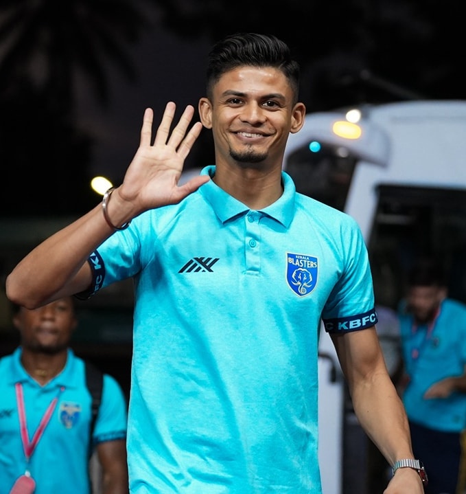 This boy is bringing life to our dead right wing
Saurav 💛

#KBFC #HFCKBFC #KeralaBlasters