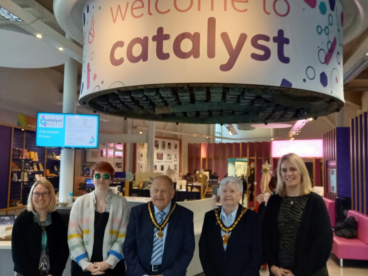 Well that's 15 days of Chocolate Shows at an end. We've had great fun introducing our audiences to the history and science of our favourite Easter treat! This week we even welcomed @HaltonMayor Councillor Val Hill and Consort Councillor Stan Hill to Catalyst to see the show 🍫.