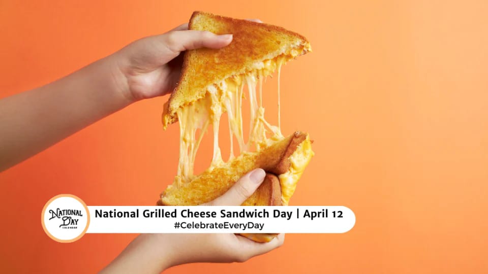 Happy National Grilled Cheese 🧀 Day....did you know that was a thing? How do you eat your grilled cheese? #grilledcheese #yummycheese #nationalgrailledcheeseday