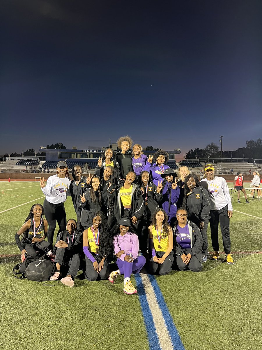 So proud of the progress from these young ladies this season and congrats to the ones headed to regionals! It’s a NEW day 💜 @rhsladyeaglestf #EaglesSetTheStandard