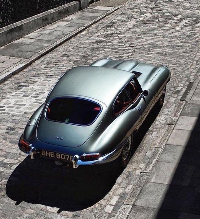 1965 Jaguar E-type 🇬🇧
#classiccars
