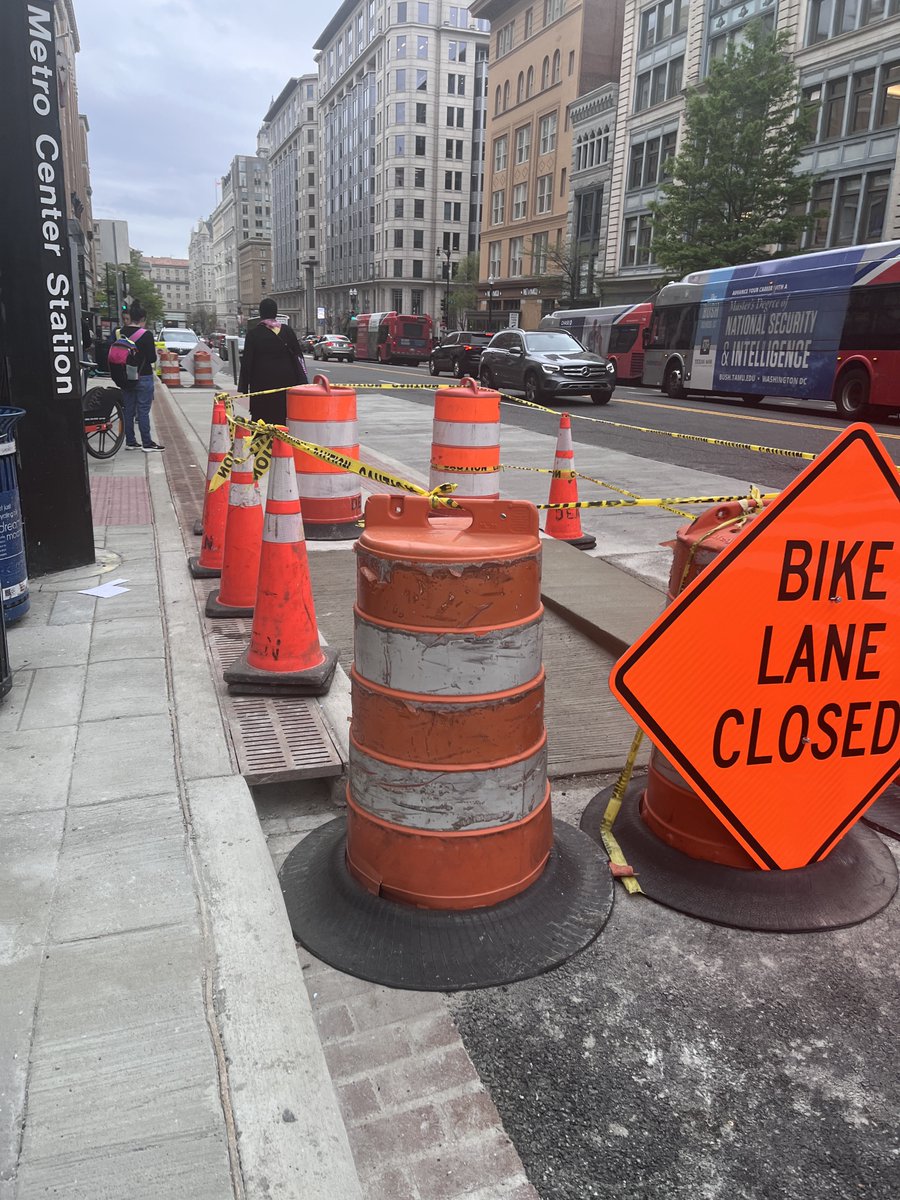 In more happy #bikeDC news, the new protected bike lanes are starting to be built (with bus stops first) on 11th St NW north of Pennsylvania (I think up to Mass right now, but could be wrong)