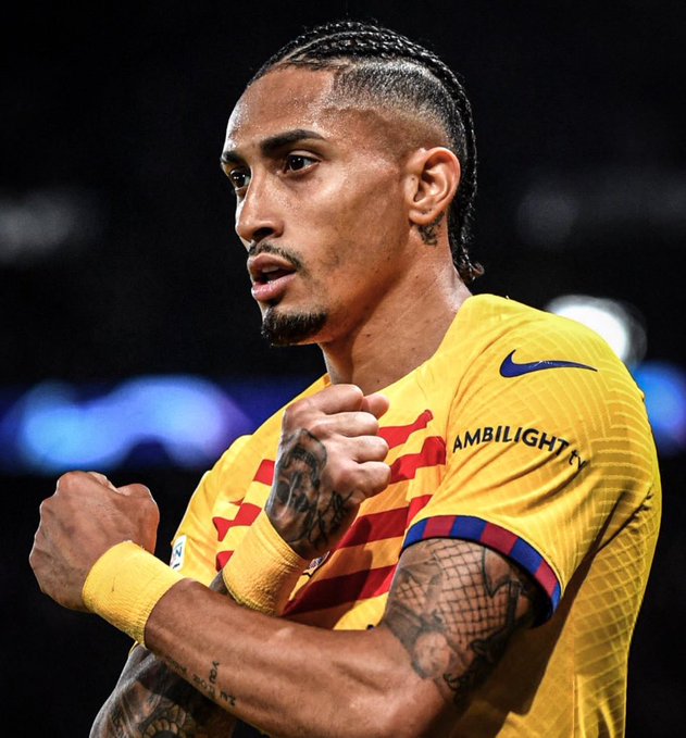 🚨 Raphinha officially named as UEFA’s Player of the Week.  🇧🇷🔵🔴🔥

Congratulations 🎊 👏