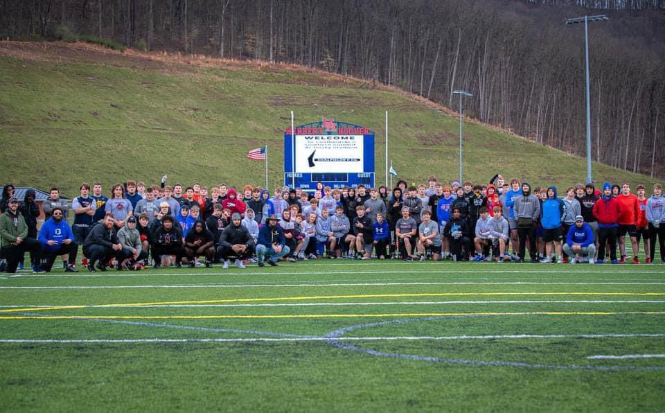 Going to be 60 and sunny! Registration for the Northern Summit will close at 9:00PM ET. The camp will take place tomorrow at Martinsburg HS from 9:00AM-12:00PM ET. “Great Camp. I 100% recommend anyone who wants to get better to do it.” REGISTER: coalfields.org/northern-summi…