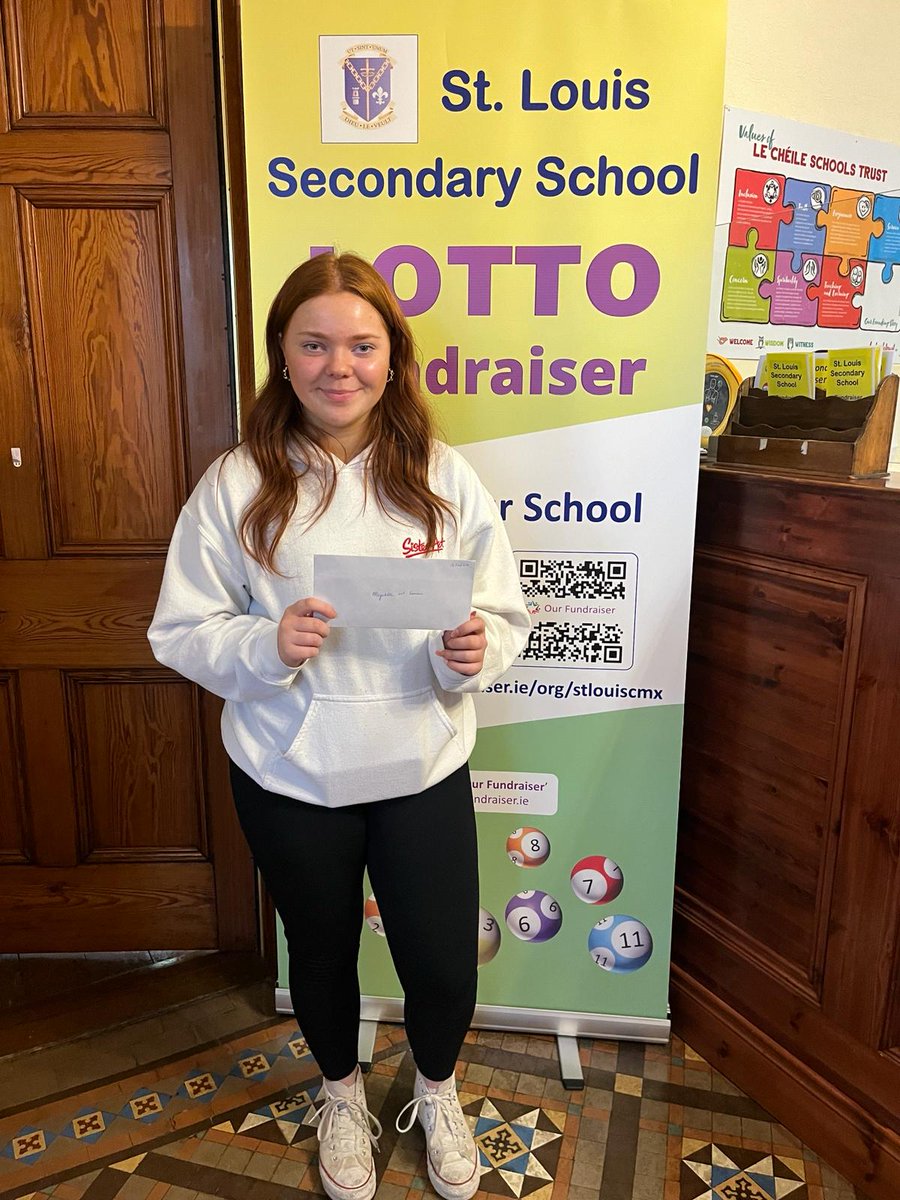 Congratulations to our weekly Lotto winner Majella McConnon. Daughter Ciara collected her prize today. Next week's jackpot is €900. If you're not in, you can't win 🤞 @lecheiletrust1 @stlouisnetwork #stlouiscmx #lecheile 💚