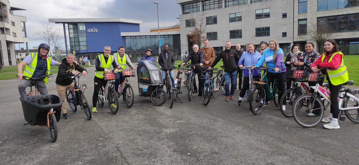 Exciting news for #Ballymun with the launch of the Ballymun Community #BikeLibrary! This project, the first #community based bike library in Ireland, was supported by the #RediscoveryCentre #ECCOProject, Ballymun Health & Fitness, @BYAP30 + Mind&Body Fitness Photo: Dean Scurry