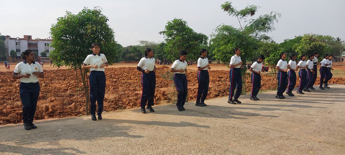 NCC_RDWU's tweet photo. Our cdts at the OT selection trial held at Rajdhani College this morning by staff @1orissagirls to begin the process of team building for AITSC 2024.
@RDWUniversity 
#NCC #ObstacleTraining #TSC #Team #Selection https://t.co/HFCVmsgGmC