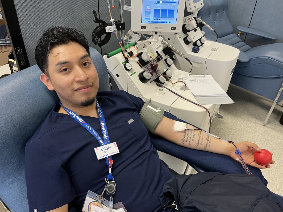 Meet DS 1-l Edgar Catalan who took extra time from his day to give platelets and 'help cancer patients in their fight.' Our staff continually inspires us, showing donors that we are right there with you 💪
