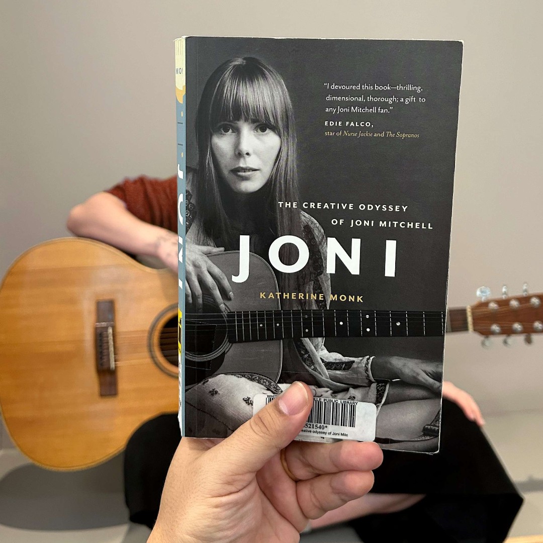 Jumping into #BookFaceFriday with a legend 🎸📘 'JONI: The Creative Odyssey of Joni Mitchell' by Katherine Monk has us feeling all the feels. 

#JoniMitchell #Stouffville #WSPL #Bookface #BookfaceFriday