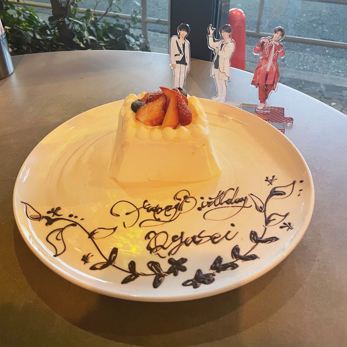 ryusepi_0413's tweet photo. 深田竜生くん22歳の誕生日おめでとうございます💐21歳の1年は主演ドラマに初舞台など本当に大活躍の1年間でとても楽しかったです😭💞22歳の活躍も楽しみです✌️✌️素敵な一年になりますように💫
#深田竜生誕生祭 #深田竜生 https://t.co/i94UmpBfLT