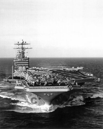 USS George Washington CVN-73 Nuclear Powered Aircraft Carrier 1996 Photo 8X10 #USS #Ship #AircraftCarrier #Photo #Prints 
ebay.com/itm/3152315670…