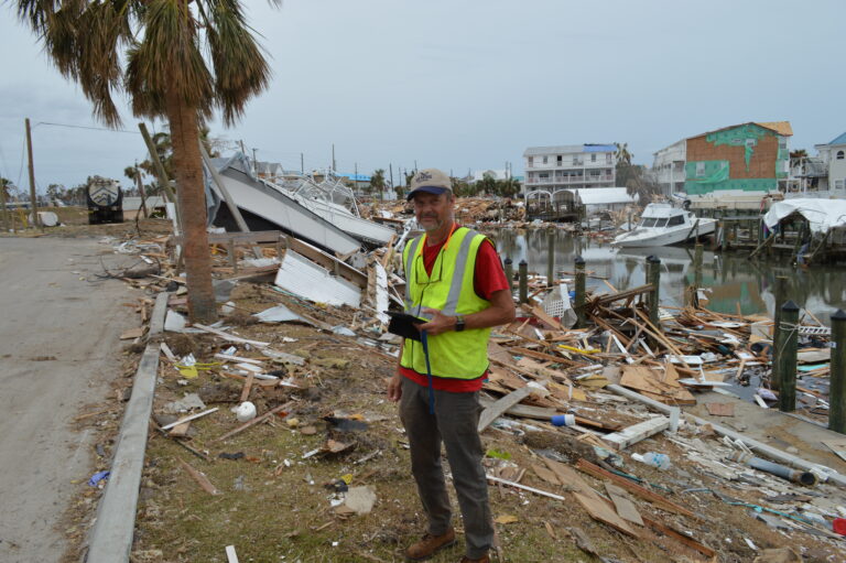 SeaGrant's tweet photo. #WhySeaGrant Derelict vessels create hazards for other boaters & marine life. @FloridaSeaGrant is helping coastal communities devastated by Hurricanes Michael & Ian remove #DerelictVessels & #MarineDebris to enhance #Florida waterways. Learn more here: https://t.co/O6oYEkYbgg https://t.co/o36T1dxxCs